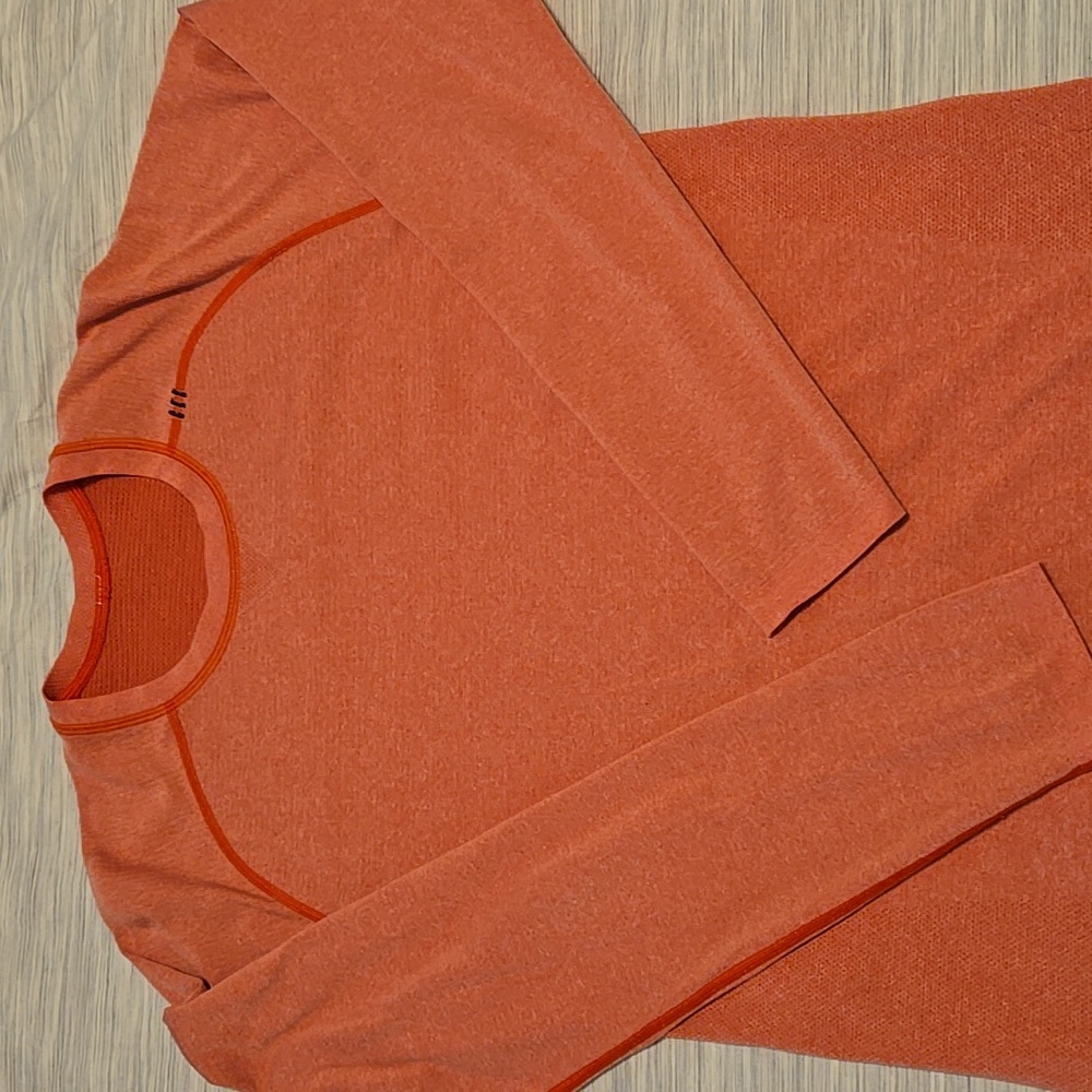 lululemon athletica Orange Short Sleeve Tee